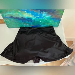 Lululemon Play off the Pleats Skirt